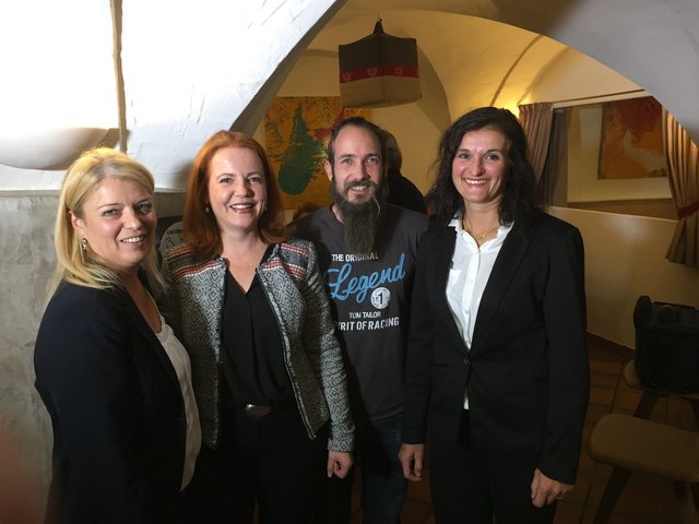 Neue Spitze: Obfrau Patricia Hagele (2. v. li.) mit Stellvertreterin Ilse Zorzi (li.), Kassierin Alexandra Rizk (re.) und Kassier-Stv. Mathias Brabetz. | Foto: Hofmann