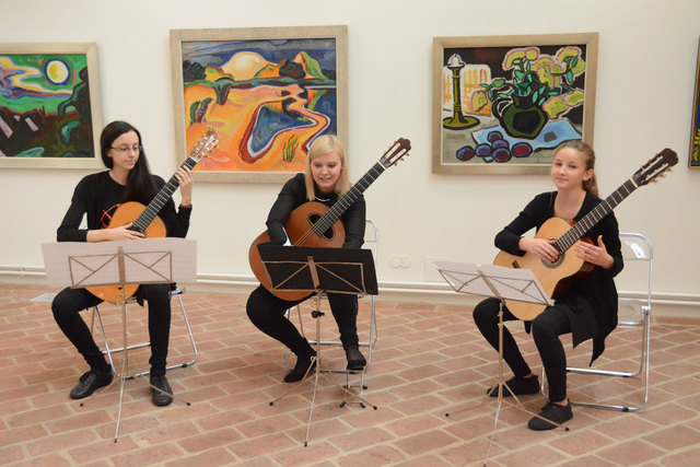 Katarina Sima, Angelika Kos, Zala Moschitz