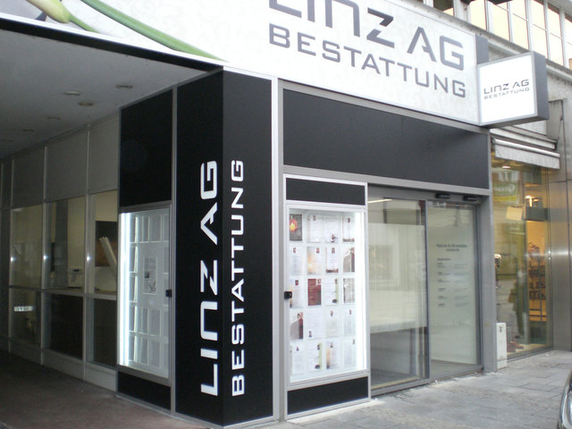 Die soeben neu eröffnete Filiale an der Landstraße 15. | Foto: Linz AG Bestattung