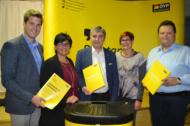Von links: ÖVP-Landesgeschäftsführer Christoph Wolf, Marianne Hackl (Wörterberg), Walter Temmel (Bildein), Karin Kirisits (Hackerberg), Bernd Strobl (Ollersdorf) | Foto: ÖVP