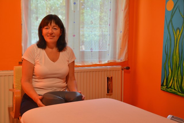 Romana Jelleschitz betreibt ihre Massagepraxis in Schützen bereits seit 2003.