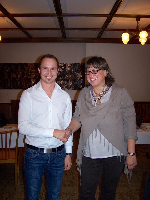 Marion Kohlroß dankt Hutterer für den Vortrag. | Foto: Strohbach