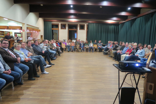 Zahlreiche Vertreter gemeinnütziger Vereine und Organisation folgten der Einladung der Stadtgemeinde. | Foto: Gigl