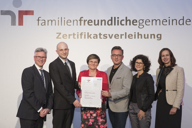 Der Stadt Leoben wurde das staatliche Gütezeichen "familienfreundliche Gemeinde" verliehen. | Foto: KK