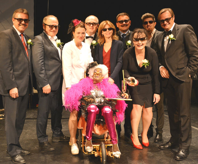 Manfred Schulz, Hermann Schultes, Nicole Weissbrodt, Madam Clarissa, Alfred Pohl, Vererna Sonnleitner, Helmut Jawurek, Johannes Kurz und Klaus Frank