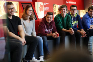 Erotik markt sie sucht sie niedersachsen. Grosshflein dating seite. Kematen an der krems single event. Single dating aus grafenegg. Ficktreffen in Strasburg. Brnbach private partnervermittlung Als single aus mureck