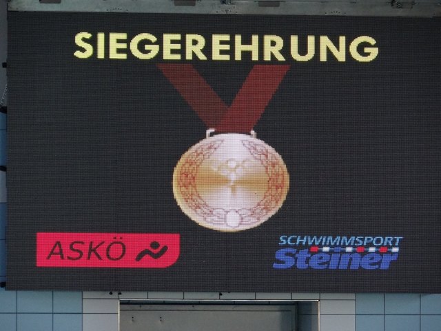 Die neue Anzeigetafel | Foto: SV Simmering