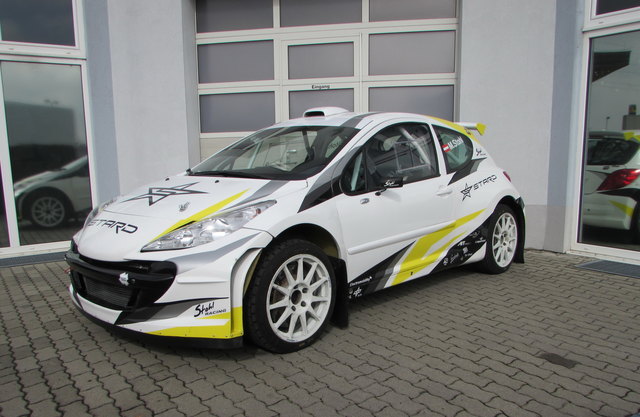 Manfred Stohl fährt beim Race of Champions in Greinbach auf dem STARD HIPER MK1 im Rallyebewerb und feiert eine Weltpremiere | Foto: Stohl Group GmbH
