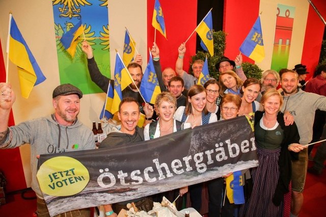 Auf der "Fanmeile" bei Moderatorin Barbara Karlich wurden die Ötschergräben von vielen Fans aus dem alpinen Mostviertel lautstark unterstützt.