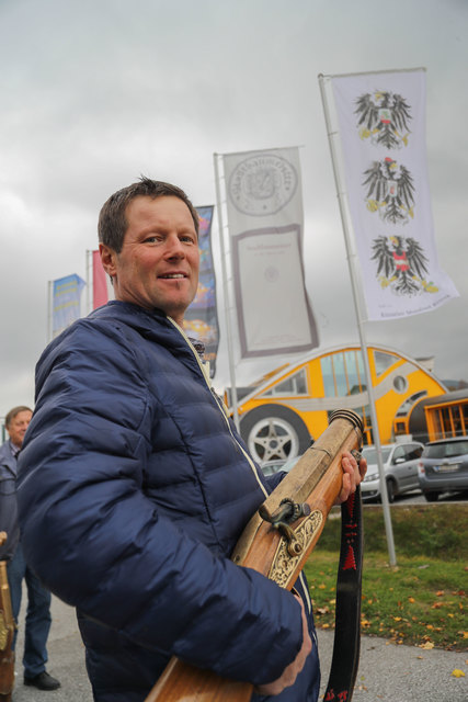 Schützensalut am Firmenstandort in Obertrum zum 50. Geburtstag von Stadtbaumeister Markus Voglreiter