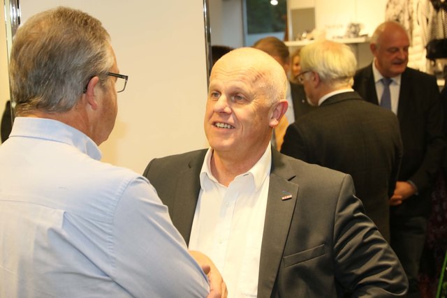 Unter den Gästen war auch Mag. Klaus Berer. Bezirksstellenleiter der Wirtschaftskammer Oberösterreich, Bezirksstelle Braunau.
