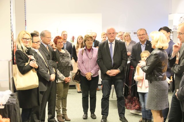 Viele Ehrengäste aus Braunau und Simbach nahmen bei der offiziellen Eröffnungsfeier teil.