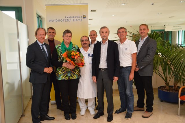 Regionalmanager Andreas Reifschneider, Pflegedirektor Robert Eberl, OÄ Emma Stumberger, Ärztlicher Standortleiter Prim. Friedrich König, Regionalmanager-Stv. Thomas Schmallegger, Ärztlicher Direktor Primar Manfred Weissinger, Betriebsratsobmann Franz Bauer, interim. kfm. Standortleiter Robert Zeindl.