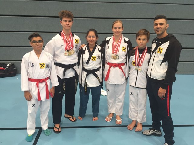 Filip Stöberl, Savo Kovacevic, Maryam Adib-Shaybani, Margit Angela Danek, Nicolas Walzl und Mohamed „Chilli“ Saidi | Foto: Taekwondo-Club-Tangun-Tulln