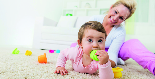 Kinder wollen die Welt entdecken. Sie können Gefahren noch nicht richtig einschätzen, daher passieren oft Unfälle. | Foto: shutterstock_343909859_RS_PR