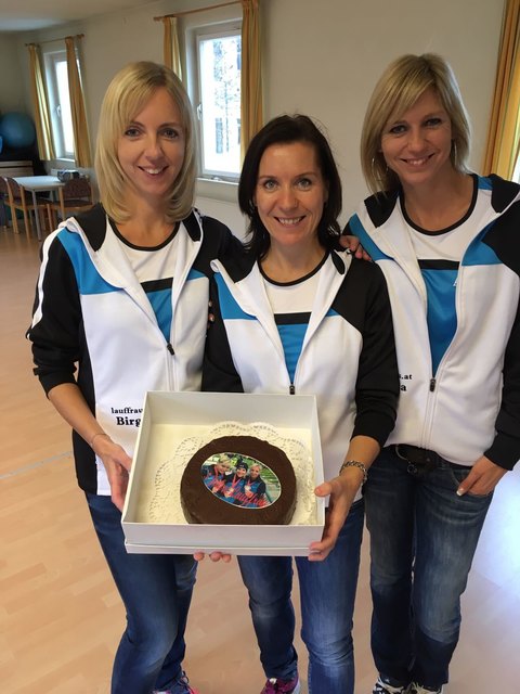 Birgit, Gabi und Anita luden zur 5-Jahres-Feier ein.