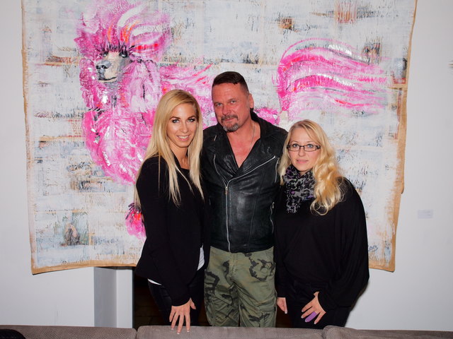 Christian Emil Cerny mit den Powersisters Yvonne Rueff (l) und Birgit Stefanie (r)