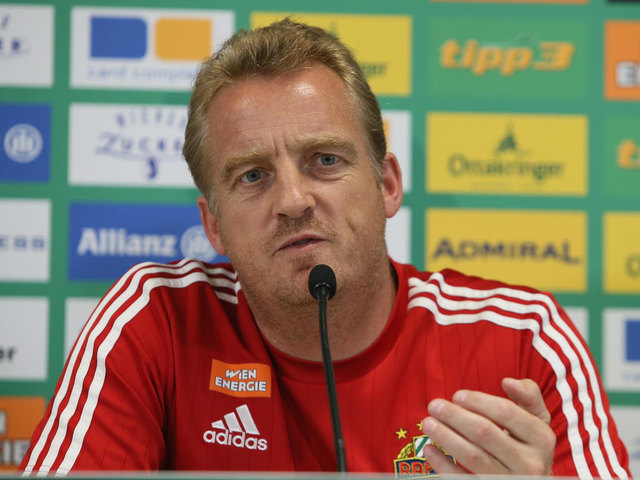 Nach nur fünf Monaten muss Mike Büskens seinen Trainersessel bei Rapid wieder räumen.