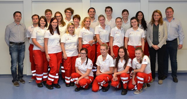 Nach über 260 Stunden fit für den Rettungsdienst.