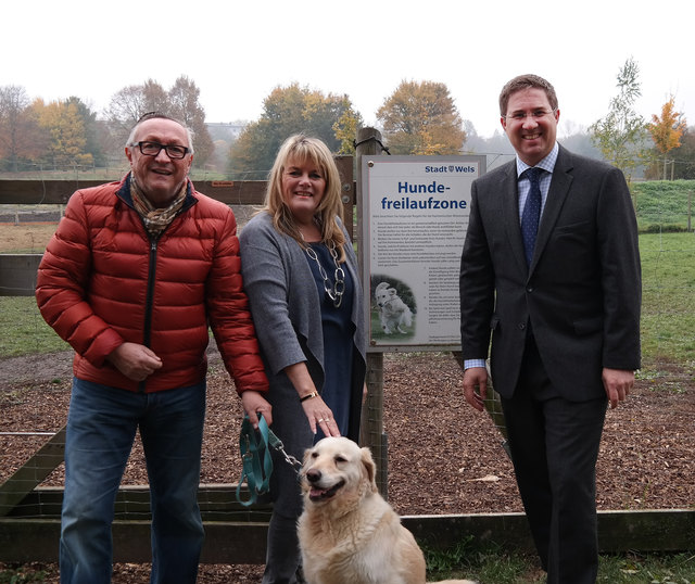 Die Gesamtfläche der Hundefreilaufzone in der Freizeitanlage Wimpassing beträgt jetzt 4000 Quadratmeter.