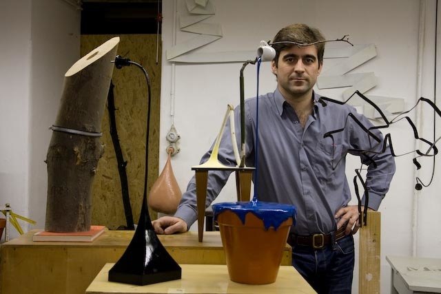 Der Haslacher Bildhauer Markus Hofer liebt das Experiment. Seine Skulpturen und Werke sind in vom
12. November bis 10. Dezember in der Galerie im Gwölb ausgestellt. Eröffnung am 11. November, 19.00 Uhr | Foto: privat