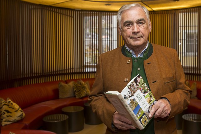 Servus Buchpräsentation mit Autor Bertl Göttl im Carpe Diem