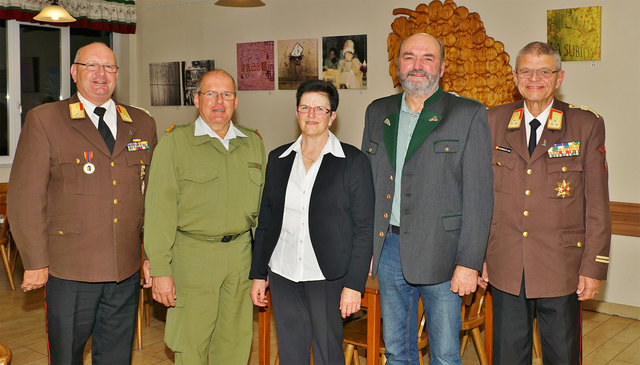 Johann Reinprecht, Josef Fink, Anna Fink, Johann Hönigschnabl und Johann Kienreich (v.l.).
