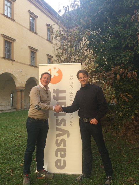 Gerhard Huber, Geschäftsführer und Inhaber von easystaff und Matthias Zawichowski, Sprecher des Vereins Burg 2025.