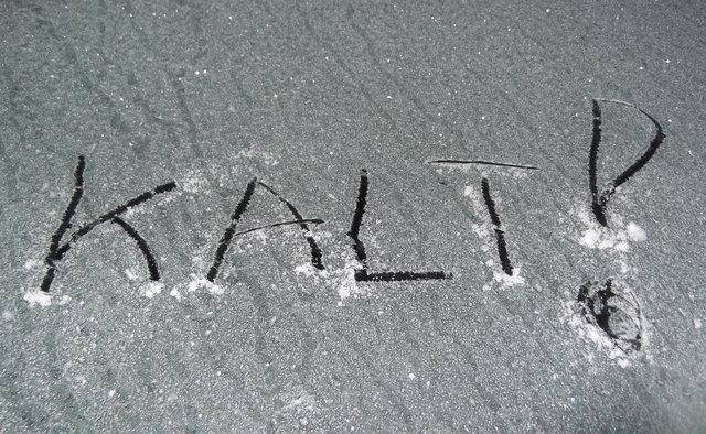 Ja, so ein Winter im Waldviertel kann schon richtig unangenehm werden. Mit unseren Tipps überleben Sie die kalte Jahreszeit - naja, vielleicht...