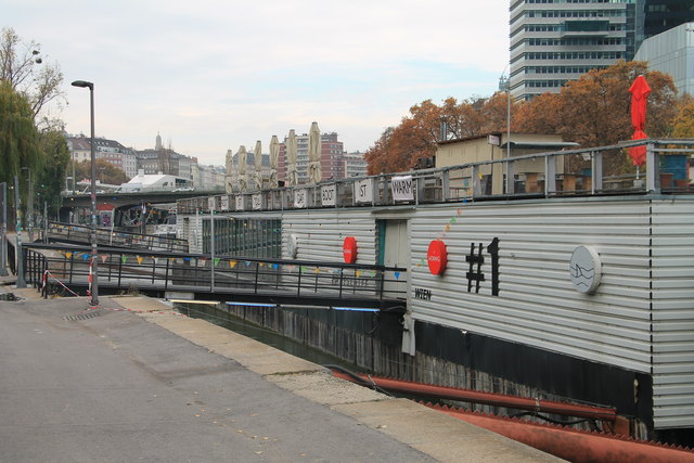 Bevor sich die Gastronomie ansiedelte, war der Donaukanal tot.