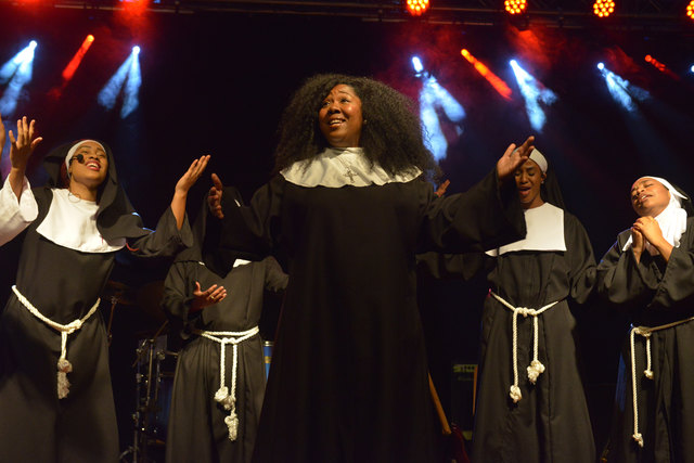 "Sister Act" vermittelt das amerikanische Lebensgefühl. Die Show erfährt von Jung und Alt Zuspruch.