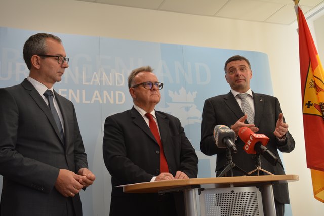 Präsentierten das Investitionspaket: LH Hans Niessl (m.), Infrastrukturminister Jörg Leichtfried (r.) und Alexander Walcher (l., GF der ASFINAG Bau Management GmbH)