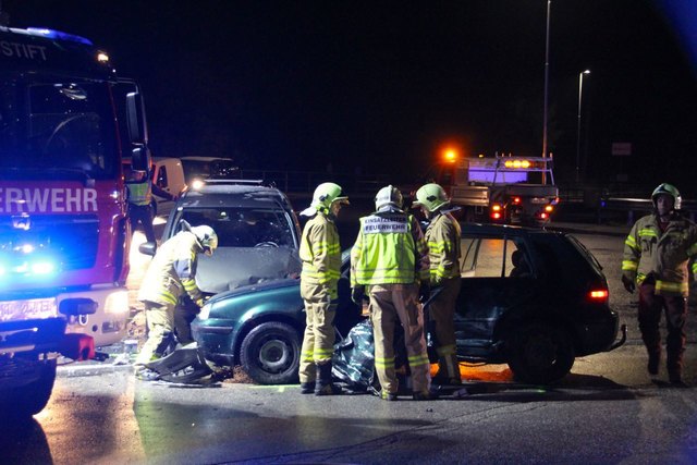 In Neustift kam es zu einem Verkehrsunfall, bei dem zwei Autos im Kreuzungsbereich der Bundesstraßen B28 und B25 kollidierten. | Foto: BFKDO Scheibbs