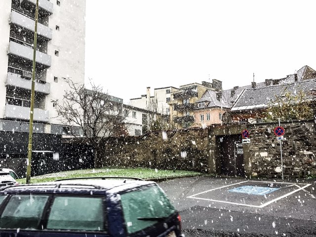 Um dieses Grundstück beim Burgplatz geht es: Am Areal der einstigen Firma Nais soll ein Hochhaus entstehen.