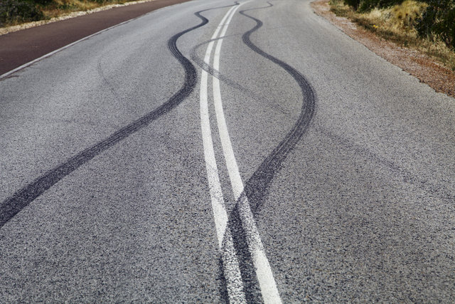 Die Pkw-Lenkerin dürfte den Fußgänger zu spät gesehen haben. Trotz eingeleiteter Vollbremsung konnte eine Kollision nicht verhindert werden (Symbolbild). | Foto: Friedberg/Fotolia