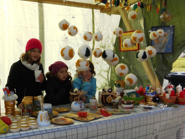 Kranzlmarkt, am 19. 11. in Erpfendorf beim Musikpavillion.