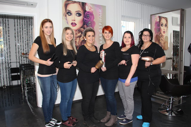 Profis für Haare und Co: Das Team des Frisiersalons Haarosphair in Unterrohr, an der Spitze Christina Pum-Lang und Nadine Rechberger.