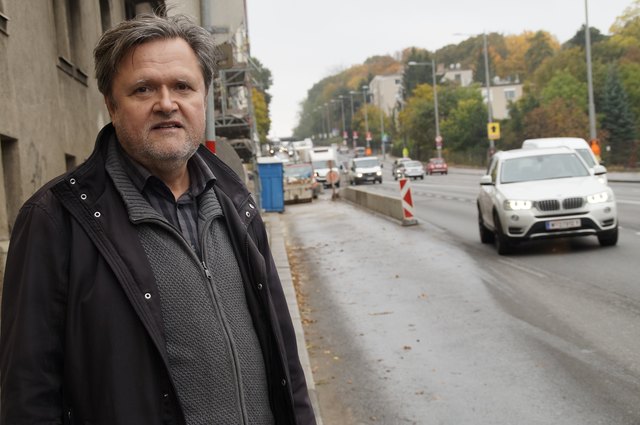 Der Schwenk als Tempobremse sei zu gefährlich – als Baustelle jedoch nicht, wundert sich Ernst Zlabinger (ÖVP).