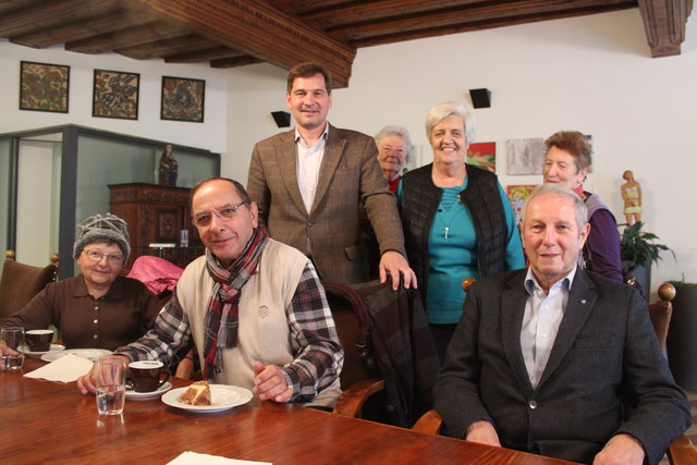 Ein offenes Ohr für seine Bürger: Werner Krammer (Bildmitte).