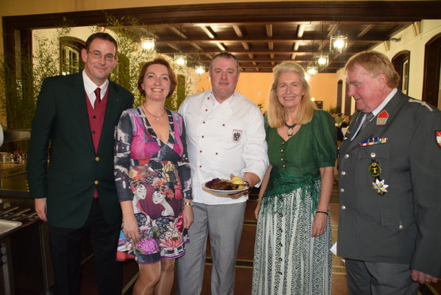 Markus und Renate Auinger, Peter Wiesmüller und Michaela und Erich Malacek. | Foto: Zeiler