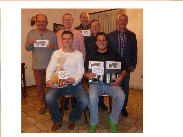 Die Sieger vom Preisschnapsen in Pischelsdorf. | Foto: Andreas Neubinger