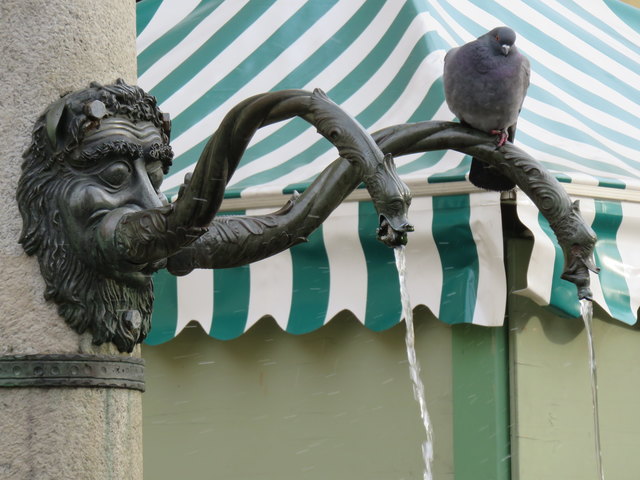 So ein Bad ist ja sehr erfrischend, aber man will am Montagmorgen ja auch nicht ZU munter werden... ;)