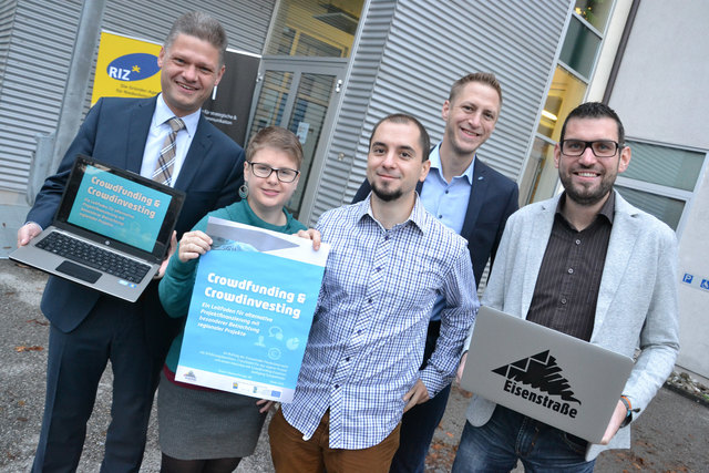 Eisenstraße-Obmann Andreas Hanger, Leitfaden-Autorin Barbara Pirringer, Wolfgang Rechberger (beide P&R), stellvertretender Themenfeldsprecher Gregor Haslinger (RIZ Waidhofen) und Themenfeldsprecher Thomas Wagner. | Foto: Stefan Hackl