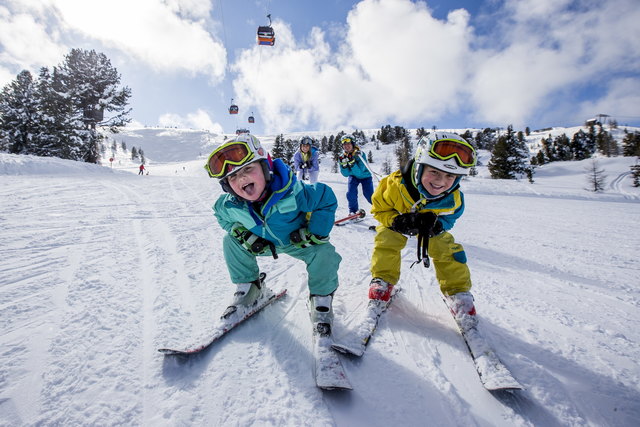 Rein in den Schnee und rein ins Vergnügen. | Foto: Steiermark Tourismus/Ikarus