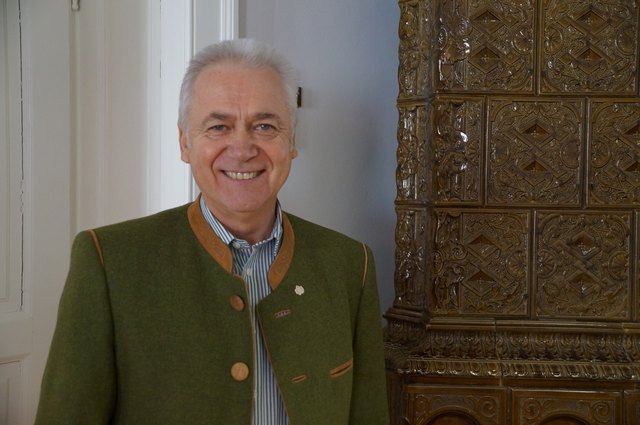 Bgm. Helmut Leitenberger: "Wer am Wahlsonntag das Wahllokal nicht aufsuchen kann, muss rechtzeitig um eine Wahlkarte ansuchen."