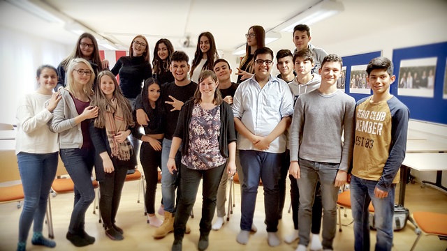 Die Klasse 1 CK der Vienna Business School Augarten mit Lehrerin Katharina Demmelbauer.