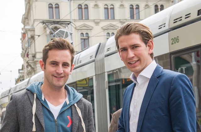 Studententicket mit StaatsSek. Kurz und Lukas Schnitzer 18.09.2013  
copyright by Foto Fischer, Herrengasse 7 ( Altstadtpassage ),  8010 Graz, Tel.: 0043/ 316/ 82 53 22,  Fax DW4,
e-mail : 