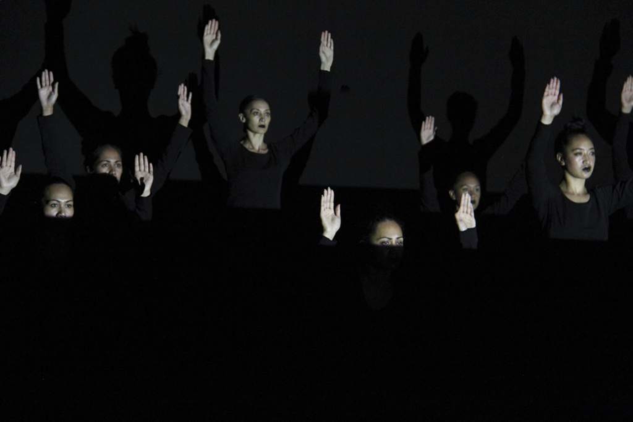 Lemi Ponifasio. MAU Wahine St. Pölten