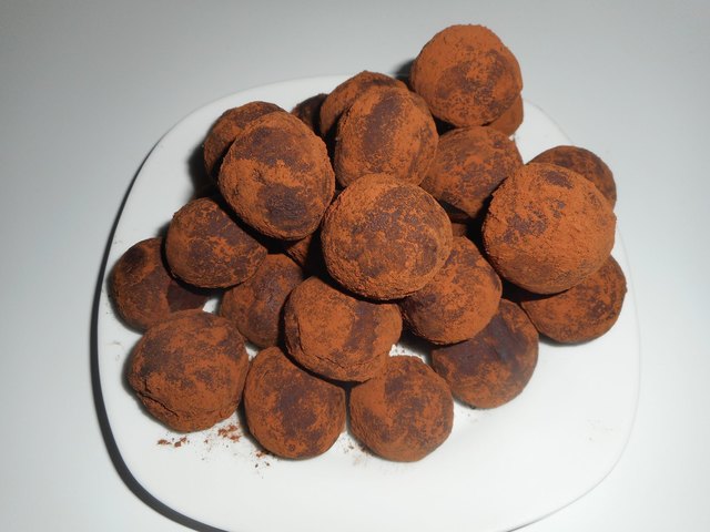 Die Rumkugeln von Birgit Gerl aus Steinakirchen am Forst. | Foto: Gerl