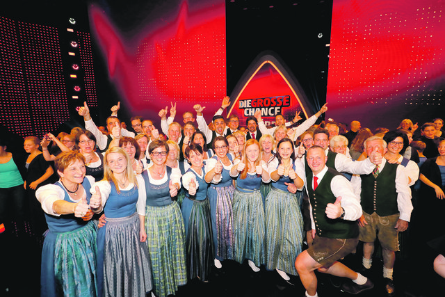 Gespannt, was der Freitag bringt: Die Sängerrunde Pöllau ist im Finale der „Großen Chance der Chöre“ zu sehen. Foto: ORF